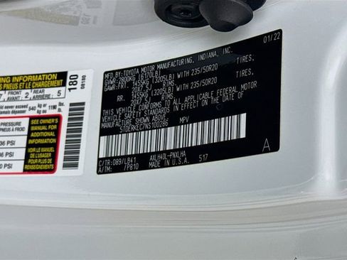 Used 2022 Toyota Sienna Platinum FWD image 35