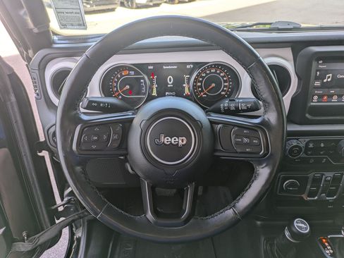 Used 2021 Jeep Wrangler Unlimited Sport AWD/4WD image 16
