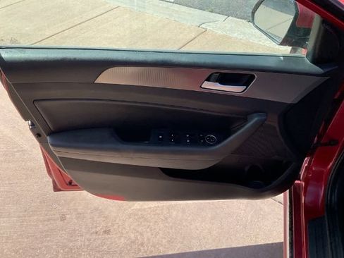 Used 2018 Hyundai Sonata Sport FWD image 12