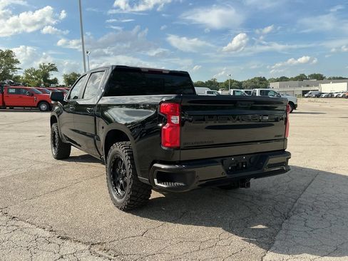 Used 2024 Chevrolet Silverado 1500 RST w/ Convenience Package II AWD/4WD image 3