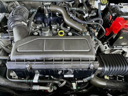 Certified 2023 Ford Escape ST-Line w/ Tech Pack #1 image 9