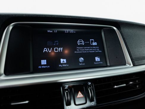 Used 2019 Kia Optima LX image 25