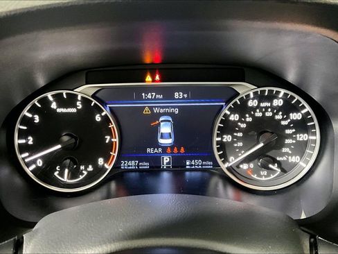 Used 2025 Nissan Altima 2.5 SV FWD image 16