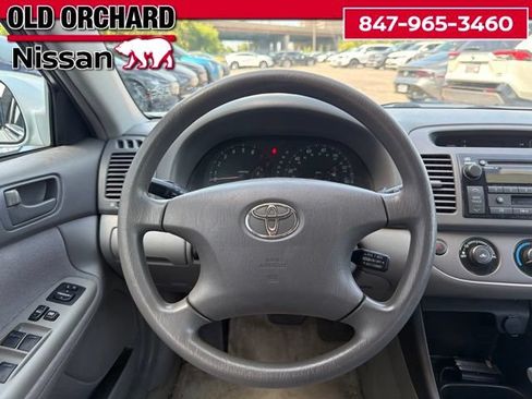 Used 2004 Toyota Camry FWD image 13