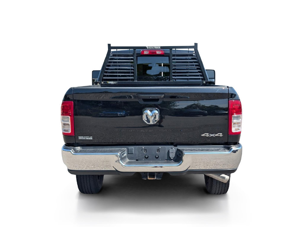 Used 2024 RAM 2500 Tradesman w/ Chrome Appearance Group AWD/4WD image 8