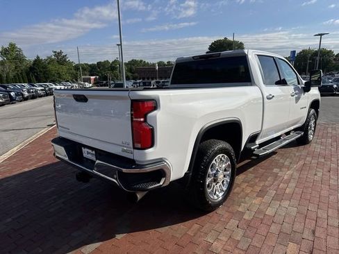 Used 2025 Chevrolet Silverado 2500 LTZ w/ LTZ Premium Package AWD/4WD image 36