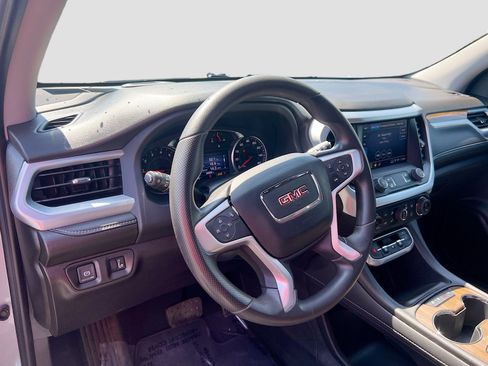 Used 2023 GMC Acadia SLE w/ Driver Convenience Package AWD/4WD image 9