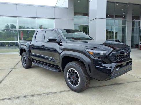 New 2026 Toyota Tacoma TRD Off-Road w/ TRD Off Road Upgrade Package AWD/4WD image 1