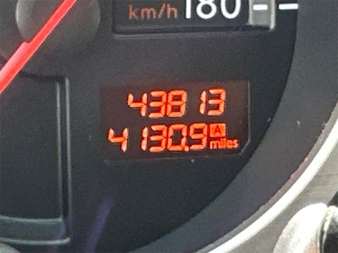 Used 2019 Nissan 370Z Touring image 24