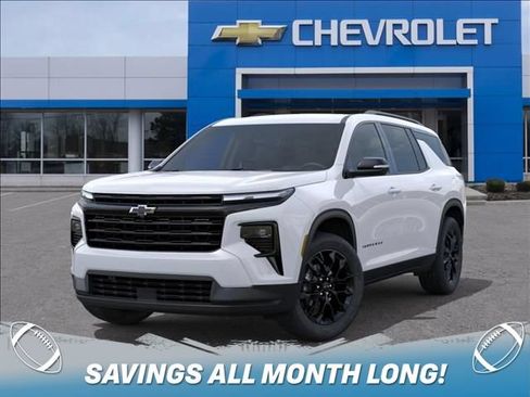 New 2026 Chevrolet Traverse LT w/ Midnight/Sport Edition FWD image 6