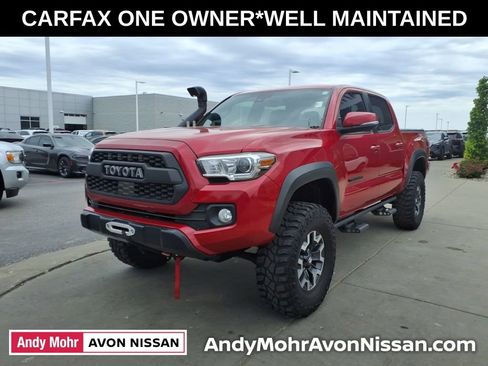 Used 2021 Toyota Tacoma TRD Off-Road AWD/4WD image 4