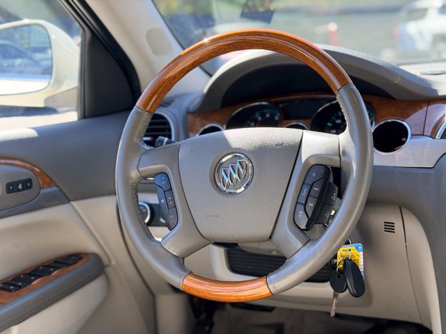 Used 2011 Buick Enclave CXL FWD image 20