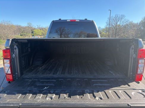 Used 2022 Ford F250 Lariat w/ Lariat Ultimate Package image 6