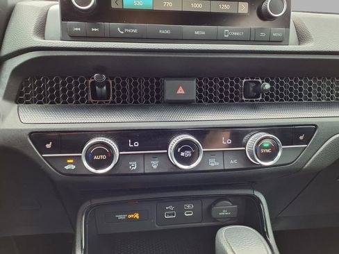 Used 2024 Honda CR-V EX image 9