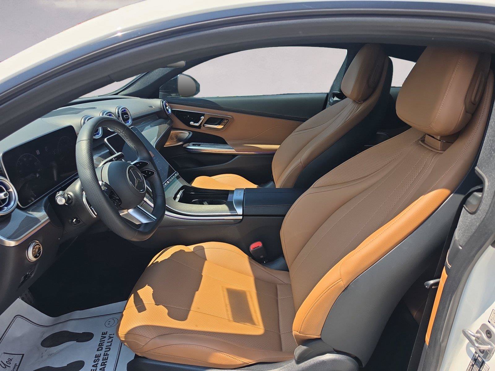 Used 2025 Mercedes-Benz CLE 300 4MATIC Coupe image 9