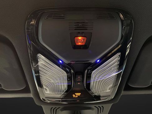 Used 2022 BMW X6 xDrive40i w/ M Sport Package image 27