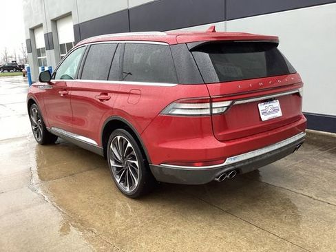 Used 2020 Lincoln Aviator Reserve w/ Equipment Group 201A image 11