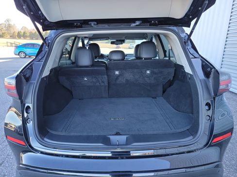 Used 2024 Nissan Murano SV w/ SV Midnight Edition Package image 23