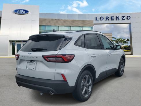 Used 2026 Ford Escape ST-Line w/ Tech Pack #1 FWD image 5