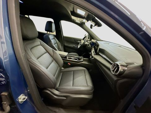 Used 2025 Chevrolet Equinox LT w/ Convenience Package II image 33