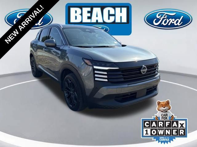 Used 2025 Nissan Kicks SR FWD image 1
