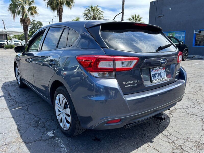 Used 2017 Subaru Impreza 2.0i AWD/4WD image 6