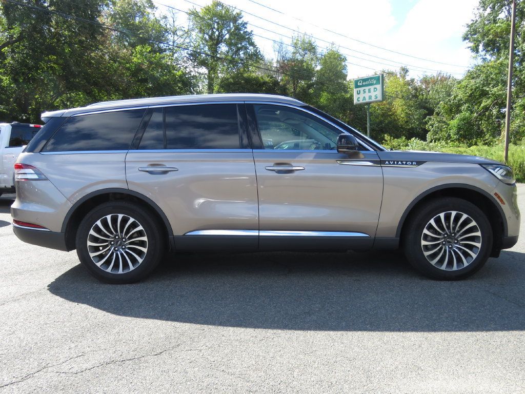 Used 2020 Lincoln Aviator Reserve w/ Equipment Group 201A AWD/4WD image 4