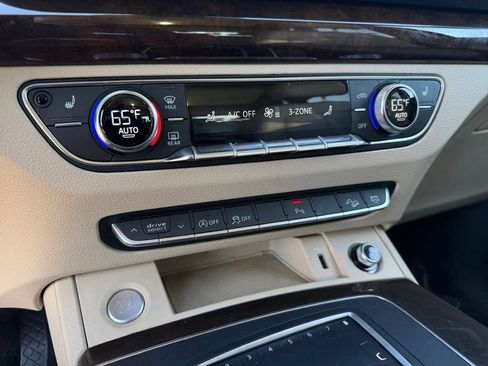 Used 2018 Audi Q5 2.0T Premium Plus w/ Premium Plus Package image 23