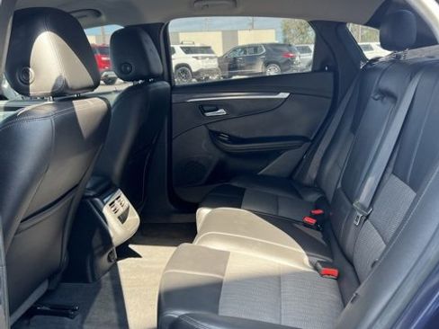 Used 2019 Chevrolet Impala LT image 27