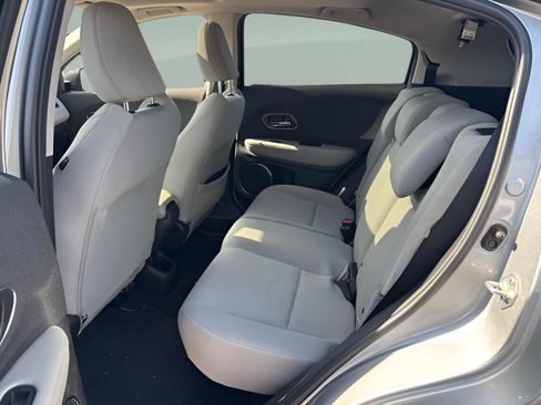 Used 2021 Honda HR-V EX image 13