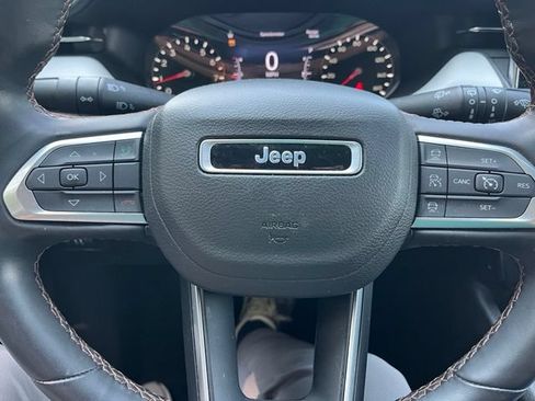 Used 2022 Jeep Compass Limited AWD/4WD image 16