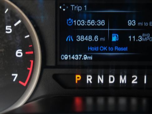 Used 2016 Ford F150 XLT w/ Trailer Tow Package image 18