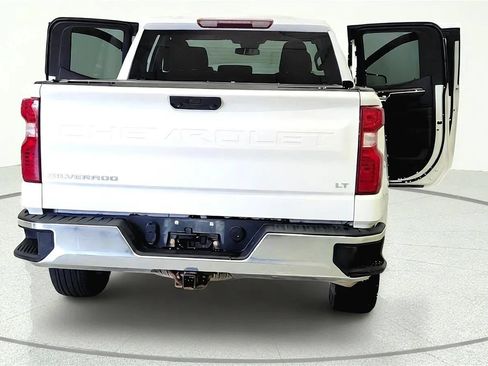 Used 2023 Chevrolet Silverado 1500 LT AWD/4WD image 12