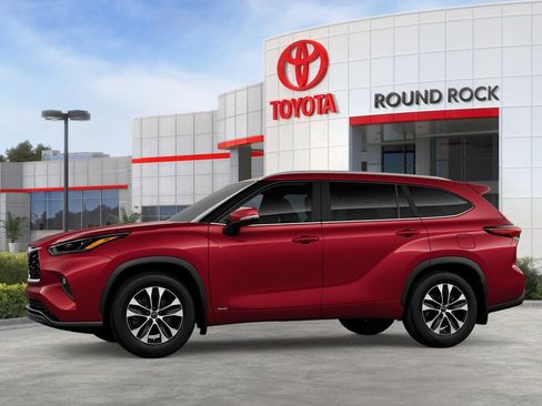 New 2026 Toyota Highlander XLE AWD/4WD image 3