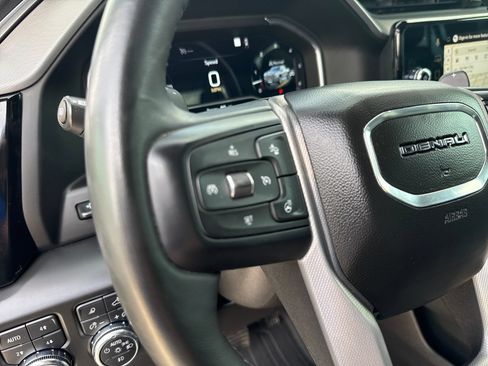 Used 2023 GMC Sierra 1500 Denali w/ Denali Reserve Package AWD/4WD image 32