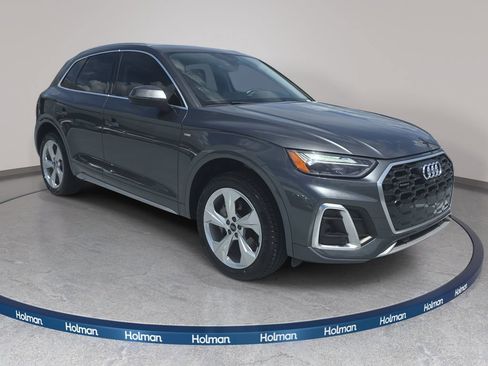 Used 2023 Audi Q5 2.0T Premium Plus w/ Premium Plus Package AWD/4WD image 4