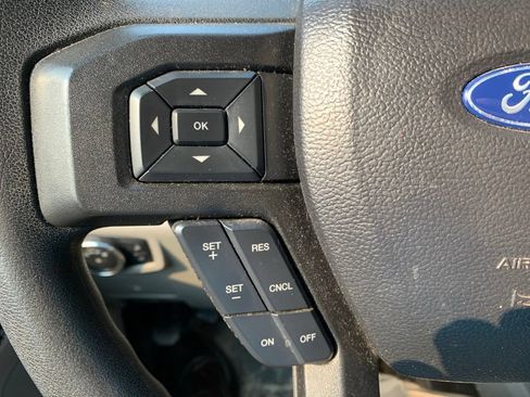 Used 2021 Ford F250 XLT w/ XLT Premium Package AWD/4WD image 39