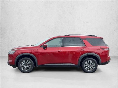 Used 2025 Nissan Pathfinder SV FWD image 9