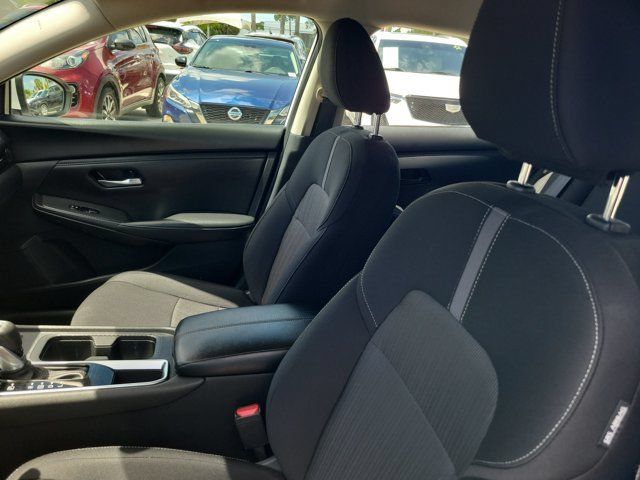 Certified 2025 Nissan Sentra SV FWD image 17
