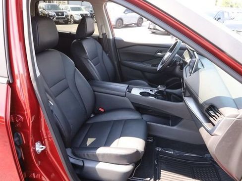 Certified 2025 Nissan Rogue SV w/ SV Premium Package FWD image 26