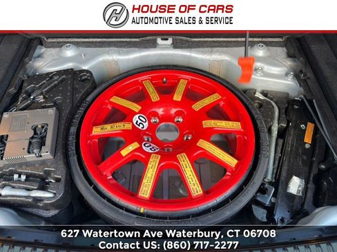 Used 2016 Volkswagen Touareg Sport image 49