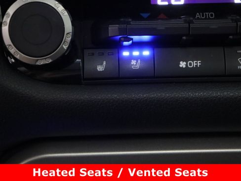 Used 2022 Toyota Tundra Limited image 22