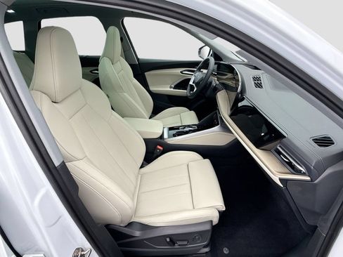Certified 2025 Audi Q5 Premium Plus w/ Premium Plus AWD/4WD image 20