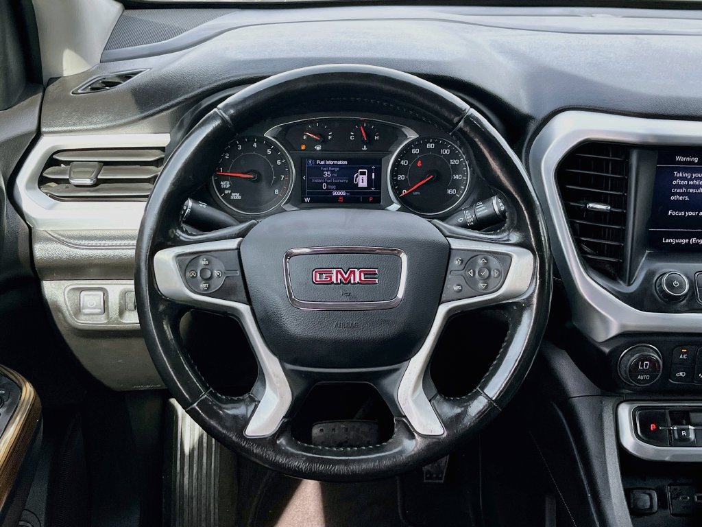 Used 2020 GMC Acadia SLE w/ Driver Convenience Package FWD image 11