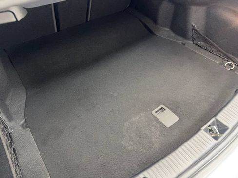 Used 2019 Mercedes-Benz C 300 Sedan image 77