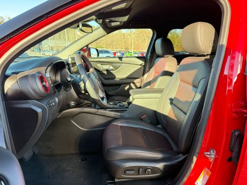 Used 2023 Chevrolet Blazer RS w/ Enhanced Convenience Package image 12