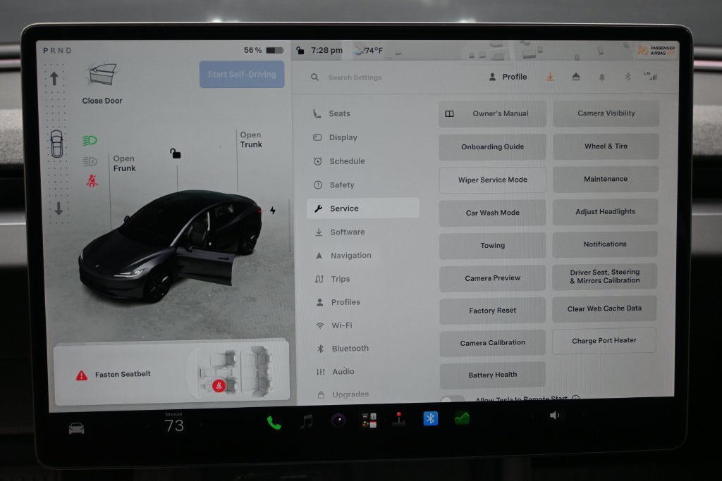 Used 2024 Tesla Model 3 Standard Range RWD image 18