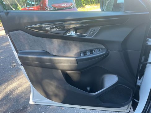 Used 2025 Chevrolet TrailBlazer LT image 20