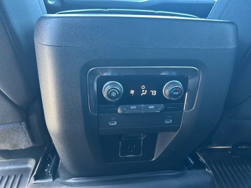 Used 2024 Chevrolet Tahoe LS image 12