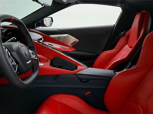 Used 2024 Chevrolet Corvette Stingray Preferred Cpe w/ 2LT image 12